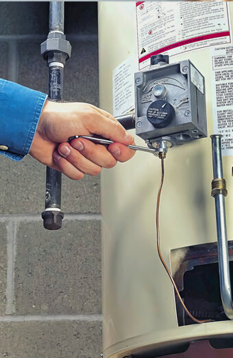 https://myareehotwater.com.au/uploads/2025/06/hot-water-servicing-64446.jpg