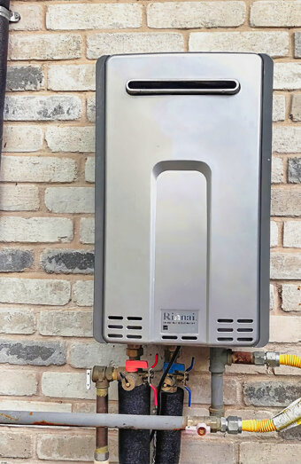 https://myareehotwater.com.au/uploads/2025/06/instant-hot-water-systems-48570.jpg