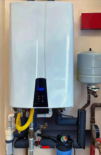 https://myareehotwater.com.au/uploads/2025/06/thermostatic-water-systems-75675.jpg